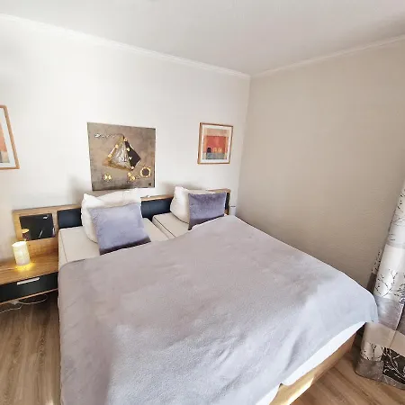 B09-001 * Heiligenhafen